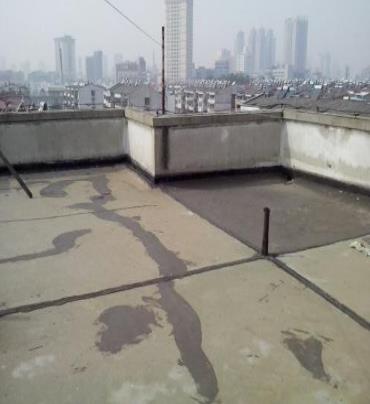 沧州漏水维修 楼顶漏水是什么原因，楼顶漏水维修方法是什么?